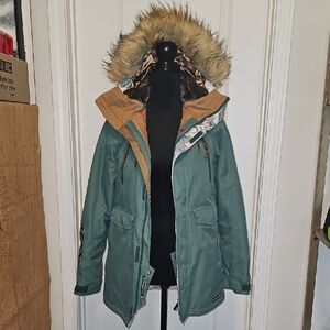 686 Women Ceremony Snowboard Jacket (XS)